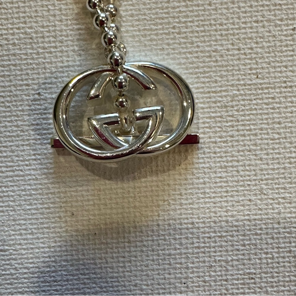 Gucci Silver Double G toggle polished bead Necklace/choker new with box. - Picture 2 of 8